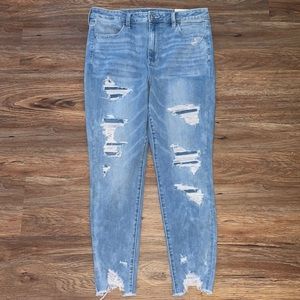NWT AE next Level Stretch Ripped Jeans